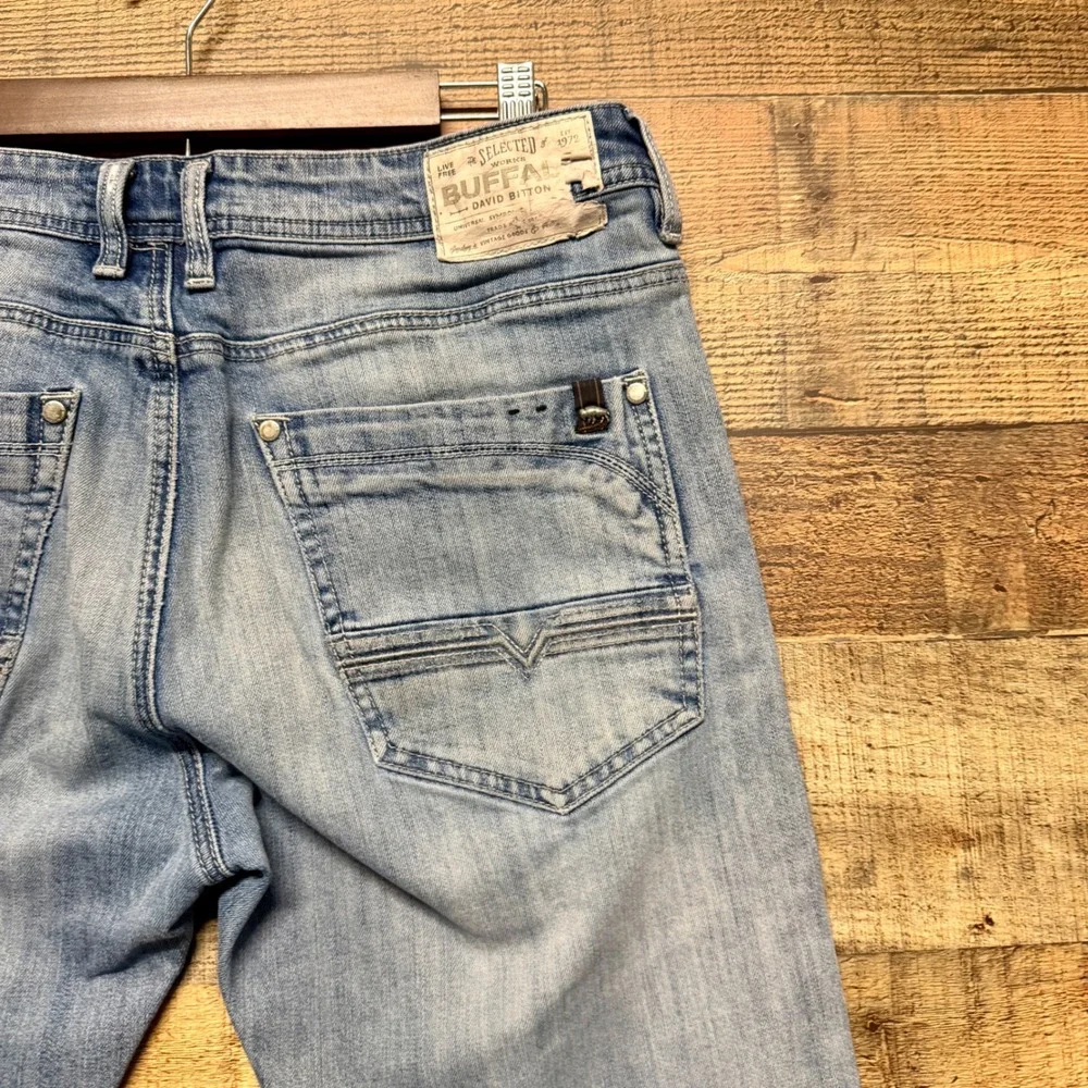 Buffalo David Bitton Six-X Mens Slim Straight Stretch Jeans Light Wash 33x32